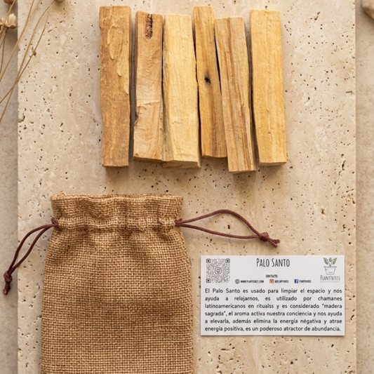 Costalito de Palo Santo Plantiviris con seis varitas, tarjeta explicativa y costal